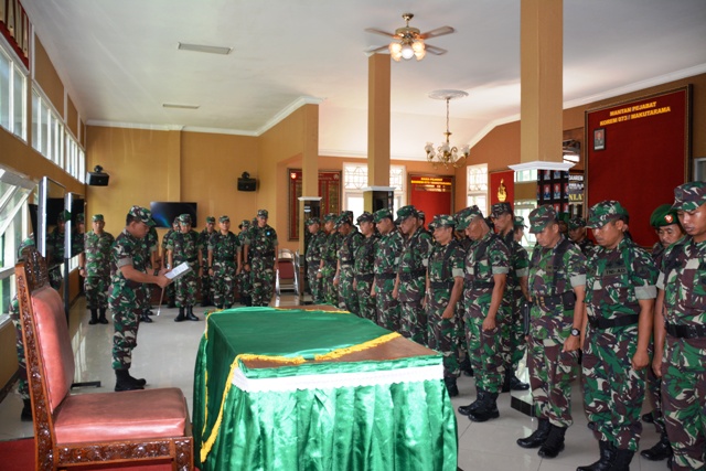 Danrem 073/Makutarama ambil apel sore